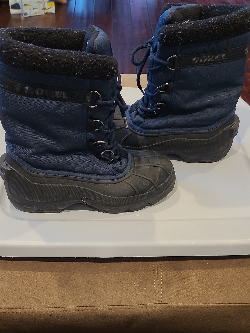 Sorel Navy and Black Insulated Winter Boots Size 9